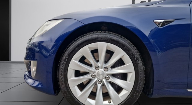 TESLA MODEL S Max.Reichweite