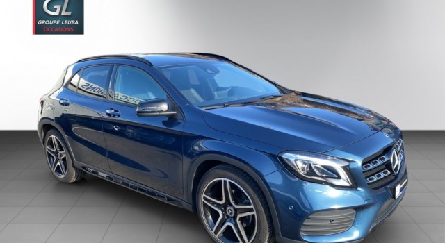MERCEDES-BENZ GLA 200 AMG Line