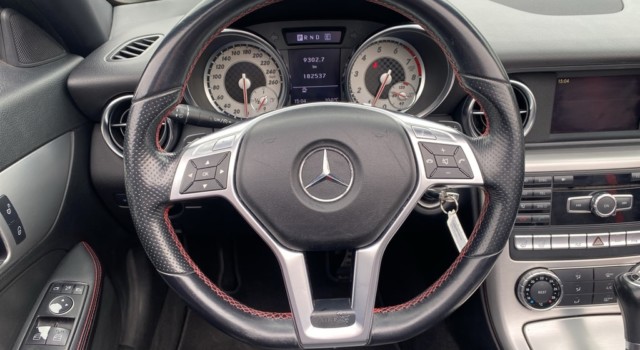 MERCEDES-BENZ SLK 200