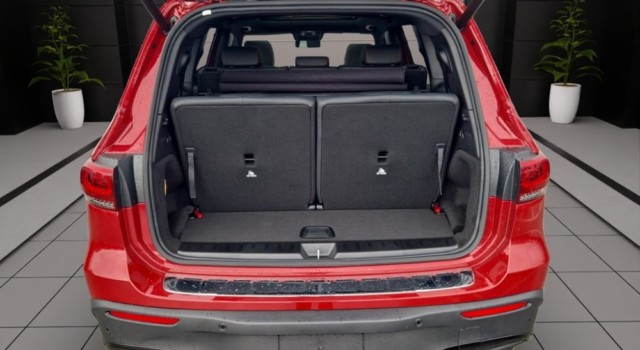 MERCEDES-BENZ EQB 350 66,5 kWh 4Matic Swiss Star