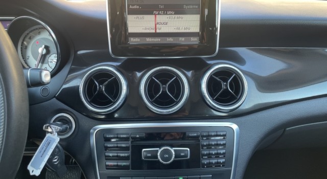MERCEDES-BENZ CLA 250 7G-DCT 4Matic