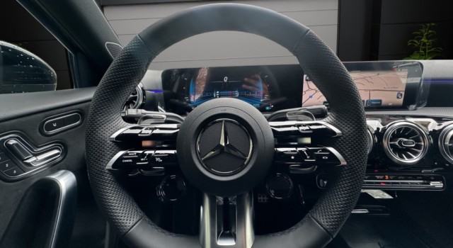 MERCEDES-BENZ A 35 AMG A AMG 35 4Matic 8G-DCT