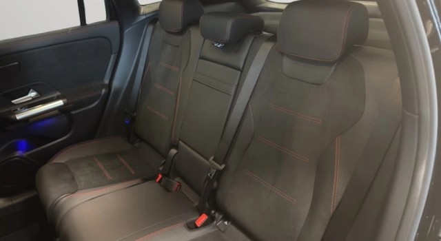 MERCEDES-BENZ GLA 220 4Matic 8G-DCT