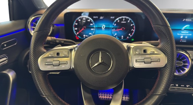 MERCEDES-BENZ A 180 Night Star AMG Line