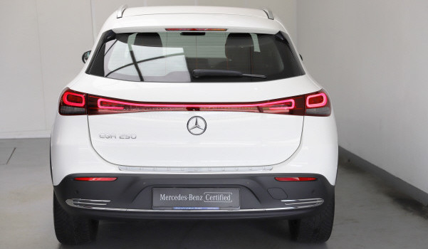 MERCEDES-BENZ EQA 250