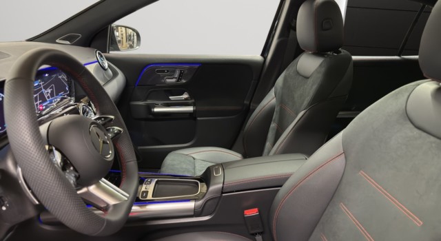 MERCEDES-BENZ GLA 250 4Matic 8G-DCT Swiss Star