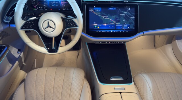 MERCEDES-BENZ E 220 d 4Matic