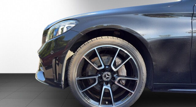 MERCEDES-BENZ C 200 4Matic AMG Line