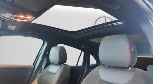 MERCEDES-BENZ EQB 350 66,5 kWh 4Matic Excellence