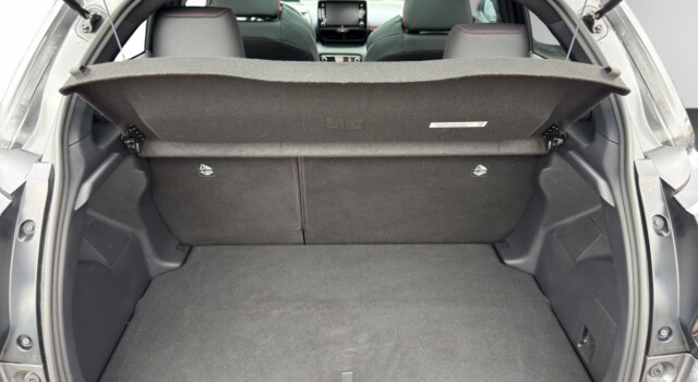 TOYOTA YARIS 1.5 Pop e-CVT Pop