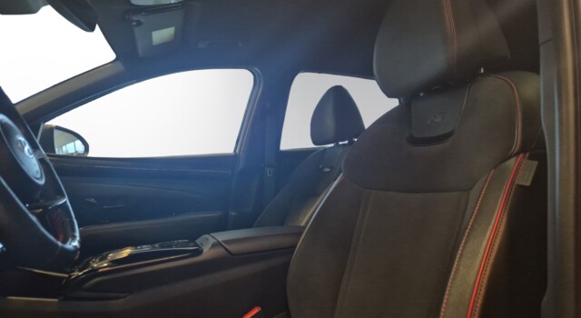 HYUNDAI TUCSON 1.6HEV NLi LUX 4WD