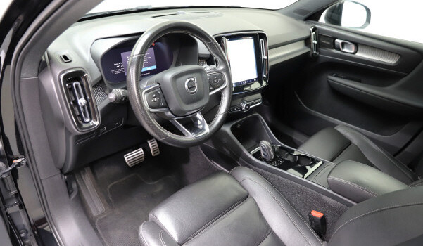 VOLVO XC40 P8 AWD Elec R-Design