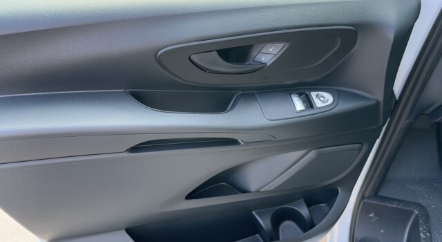 MERCEDES-BENZ VITO 116 CDI Lang Pro 9G-Tronic 4M