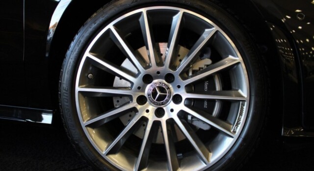 MERCEDES-BENZ CLA 250 e AMG Line