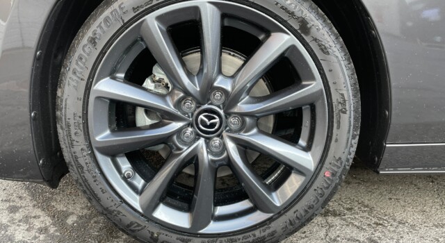 MAZDA 3 Hatchback SKYACTIV-G M Hybrid 140 Centre Line Automat