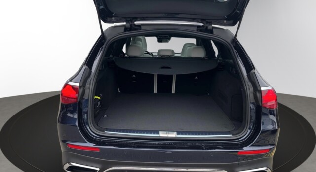 MERCEDES-BENZ E 200 d T 9G-Tronic