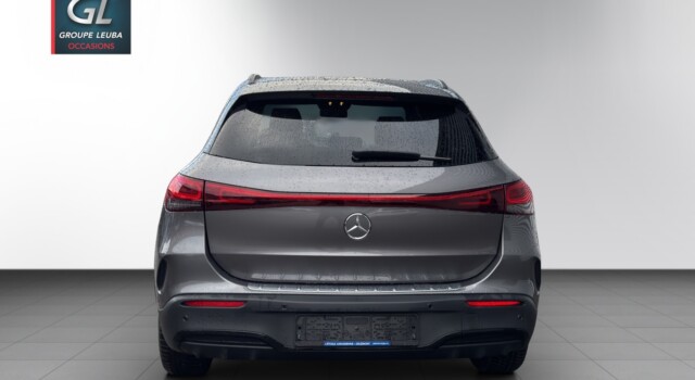 MERCEDES-BENZ EQA 300 AMG Line 4Matic