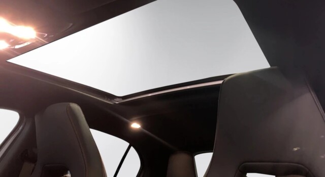 MERCEDES-BENZ A 180 d 8G-DCT