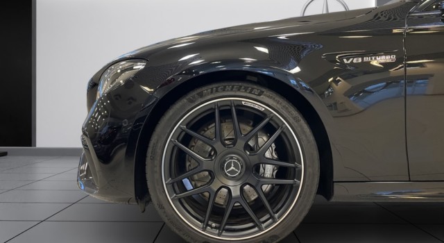 MERCEDES-BENZ E 63 AMG 4 Matic