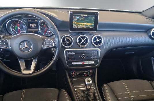 MERCEDES-BENZ A 200 Night Star