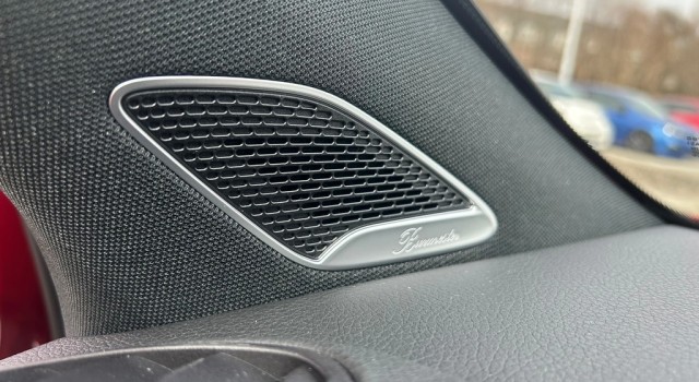 MERCEDES-BENZ EQA 350 66,5 kWh 4Matic Excellence