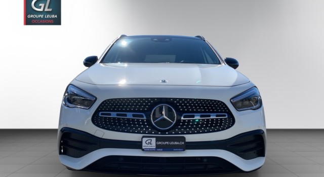 MERCEDES-BENZ GLA 250 AMG Line 4Matic