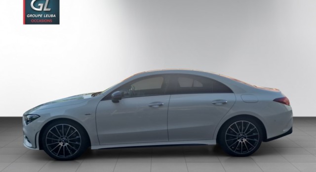 MERCEDES-BENZ CLA 250 AMG Line 4Matic