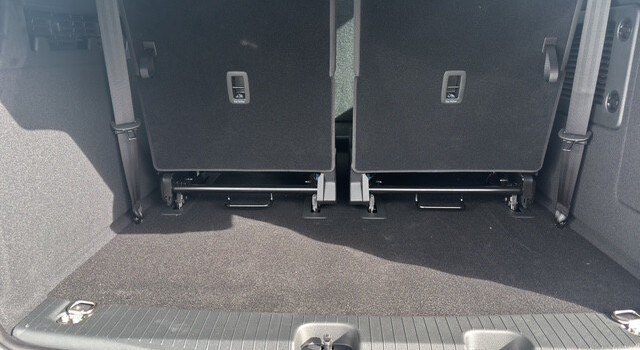 FORD TOURNEO CONNECT Grand  1.5 PHEV Trend Automat