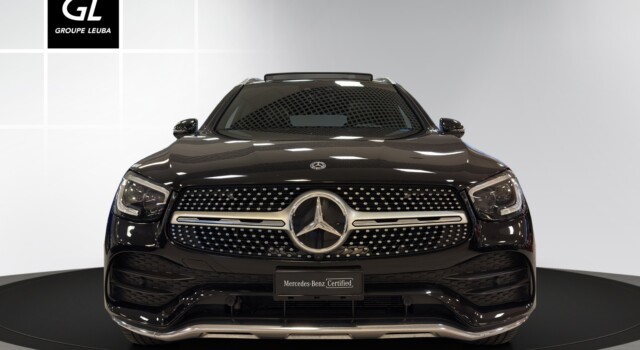 MERCEDES-BENZ GLC 200 AMG Line 4Matic 9G-Tronic