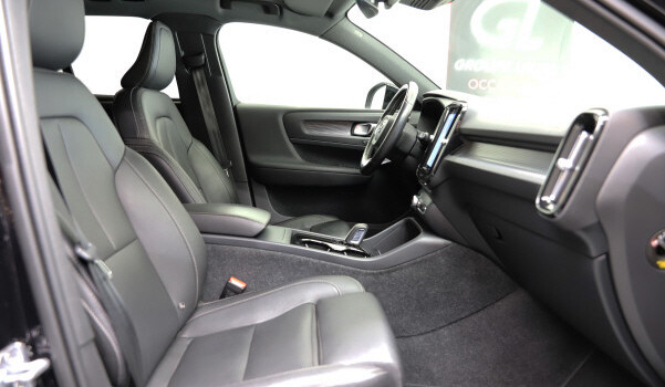 VOLVO XC40 P8 AWD Elec R-Design