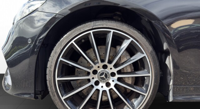 MERCEDES-BENZ E 450 AMG Line 4 Matic