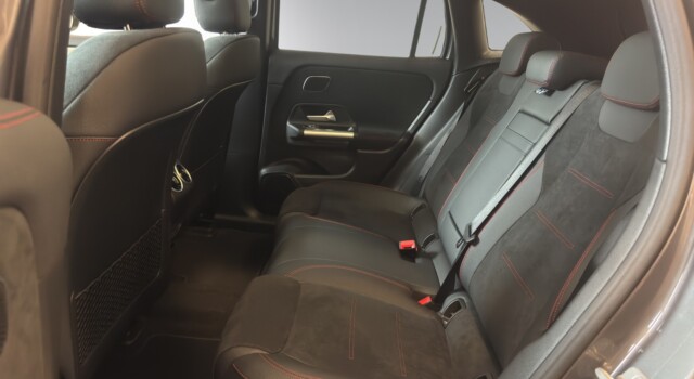 MERCEDES-BENZ EQA 350 66,5 kWh 4Matic Excellence