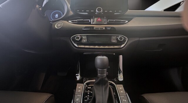 HYUNDAI i30 1.5 T-GDi Vertex 48V MH DCT