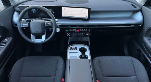 HYUNDAI IONIQ 9 110kWh Amplia 4WD