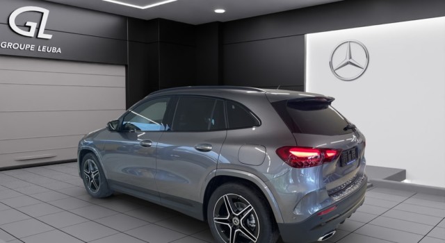 MERCEDES-BENZ GLA 250 4Matic AMG Line 8G-DCT