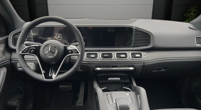 MERCEDES-BENZ GLE 300 d 4Matic 9G-Tronic