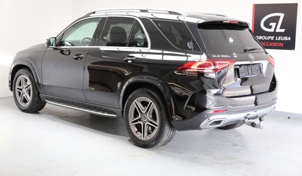 MERCEDES-BENZ GLE 300 d AMG Line 4Matic
