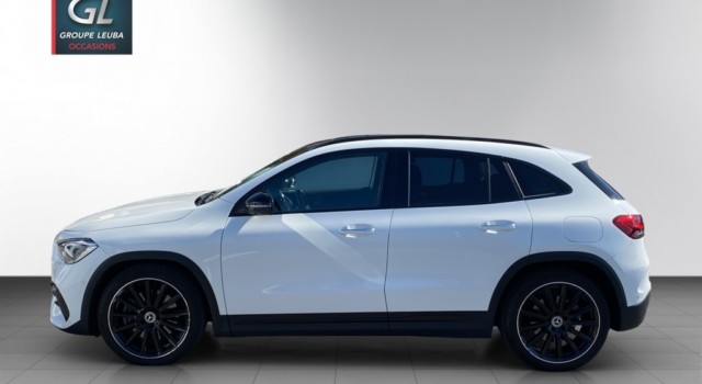 MERCEDES-BENZ GLA 250 AMG Line 4Matic