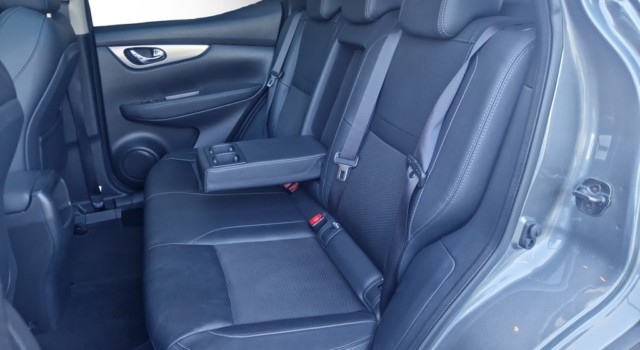 NISSAN QASHQAI 1.7 dCi tekna 4×4