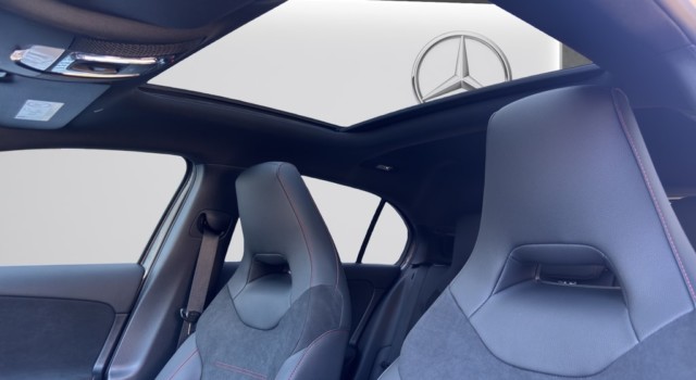 MERCEDES-BENZ A 250 e EQ Star 8G-DCT