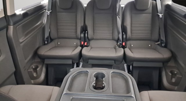 FORD TOURNEO CUSTOM 320 L1H1 Titanium PHEV