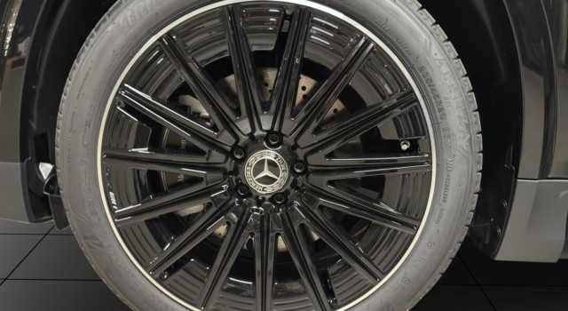 MERCEDES-BENZ GLA 250 4Matic 8G-DCT Swiss Star
