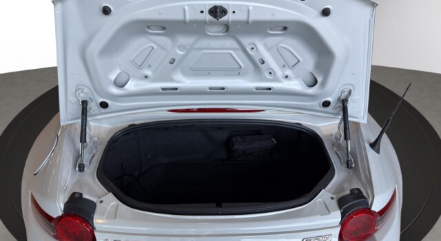MAZDA MX-5 SKYACTIV-G 160 Revol