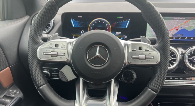 MERCEDES-BENZ GLA 35 AMG 4Matic 8G-Speedshift DCT