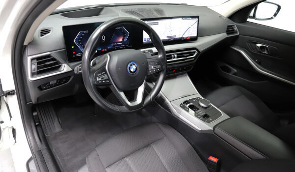 BMW 330 e xDrive Steptronic