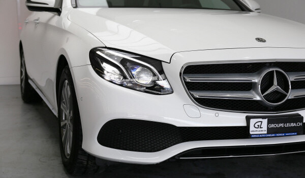 MERCEDES-BENZ E 200 Avantgarde 4 Matic