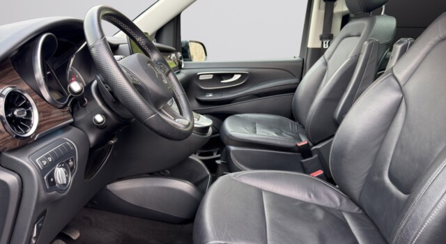 MERCEDES-BENZ V 220 d Exclusive lang 4Matic 9G-Tronic