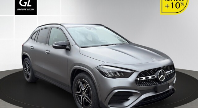 MERCEDES-BENZ GLA 200 Night Star 7G-DCT