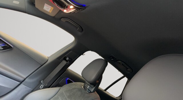 MERCEDES-BENZ C 300 de 4Matic