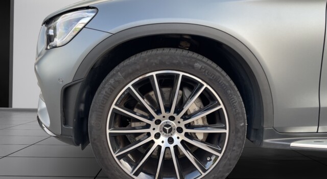 MERCEDES-BENZ GLC 300 GLC Coupé 300 AMG Line 4Matic 9G-Tronic